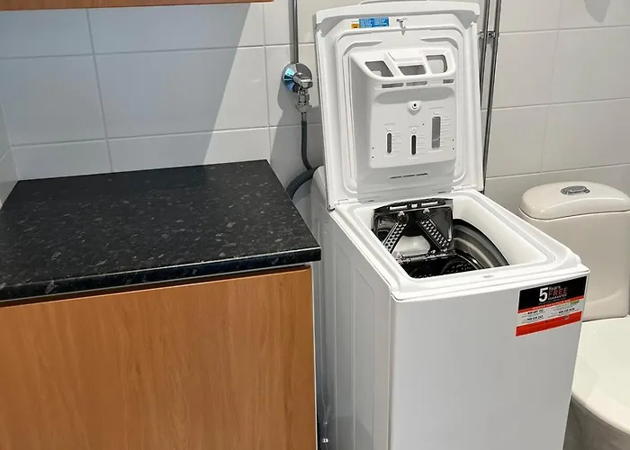 City Apartment شقة روفانييمي